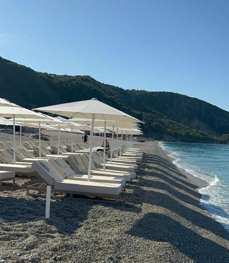 Black Diamond Hotel Dhermi Exterior photo