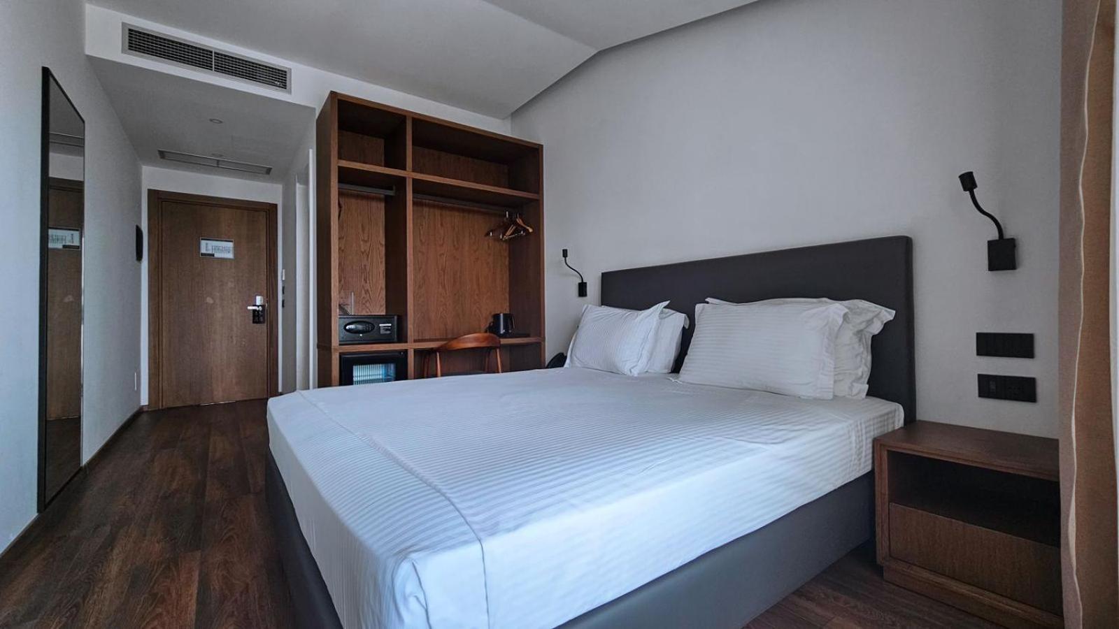 Black Diamond Hotel Dhermi Exterior photo
